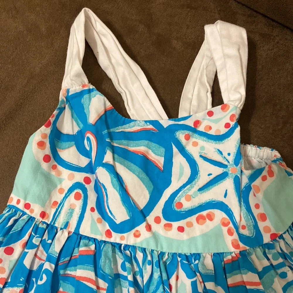 Gymboree seashell style dress. 6-12m Bow in back. Super pretty.